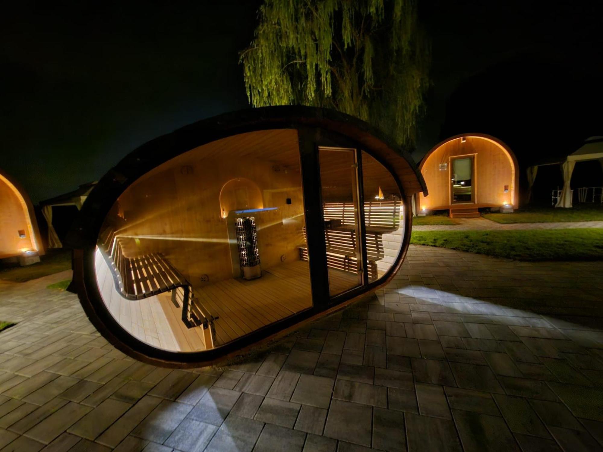 Vicolungo Glamour Lodge & Spa - Free Spa Hot Tub E Sauna Exterior foto
