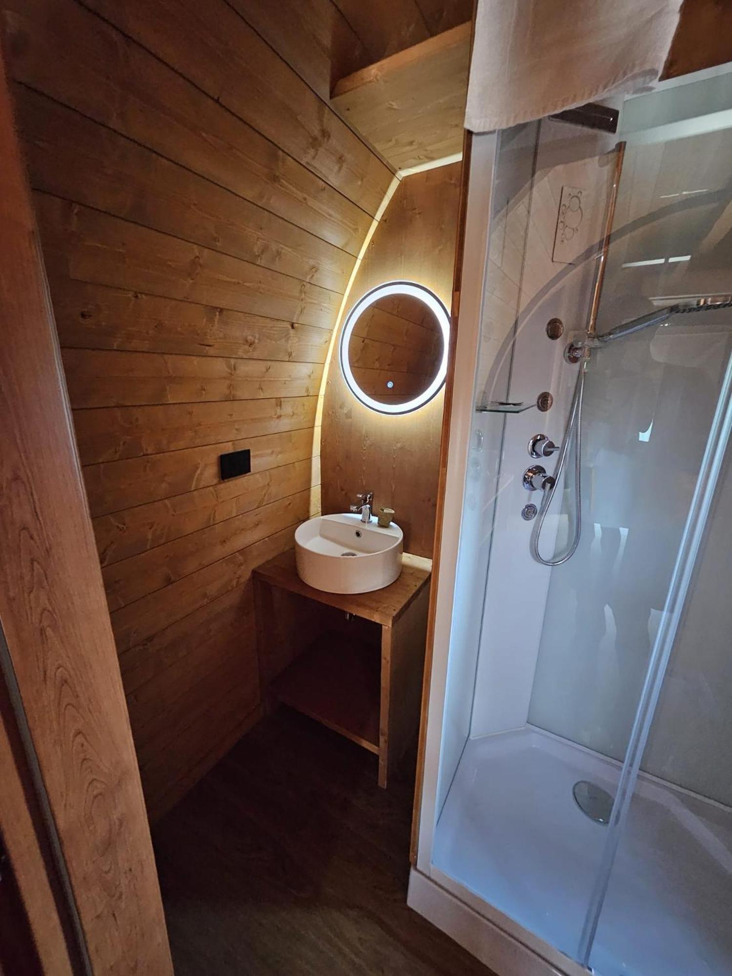 Vicolungo Glamour Lodge & Spa - Free Spa Hot Tub E Sauna Exterior foto